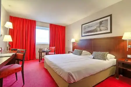 Golden Tulip CDG Airport Roissy - 58