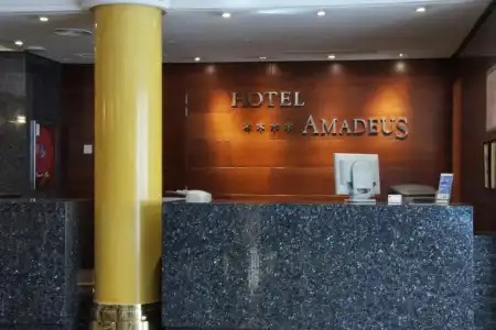 Amadeus - 1
