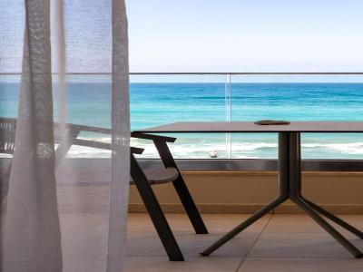 Batis Aero Beachfront Wellbeing - 111