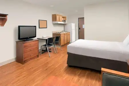 WoodSpring Suites Killeen - 36