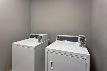 Holiday Inn Express & Suites Anaheim Resort Area by IHG - 31