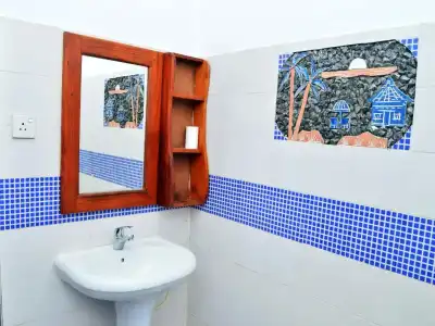 Summer Breeze Guest House - 28