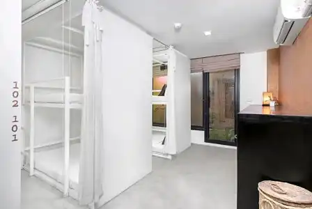 NapPark Hostel - 37
