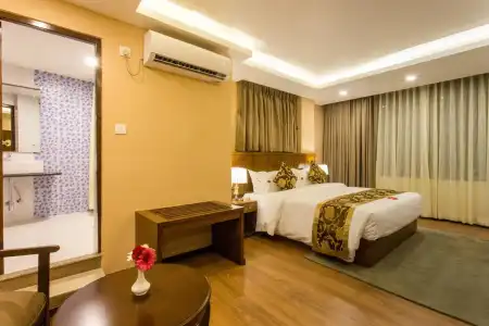Yatri Suites and Spa - 33