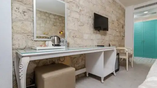 Avlu Alacati Butik Otel - 22
