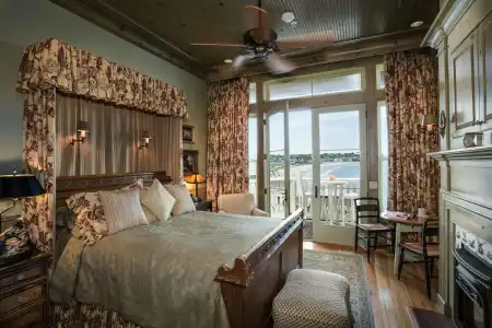 The Chanler at Cliff Walk - 28