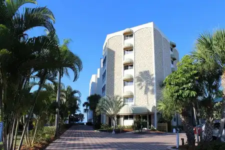 Gulfview Manor Resort - 17