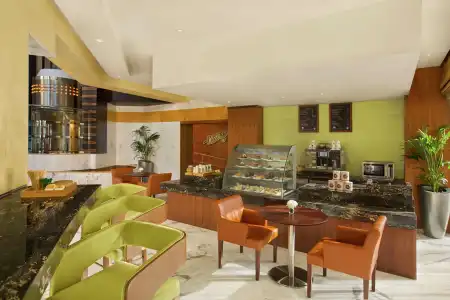 DoubleTree by Hilton & Residences Dubai Al Barsha - 17
