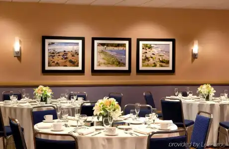 Four Points by Sheraton Los Angeles Westside - 26