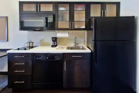 Sonesta Simply Suites Austin South - 46