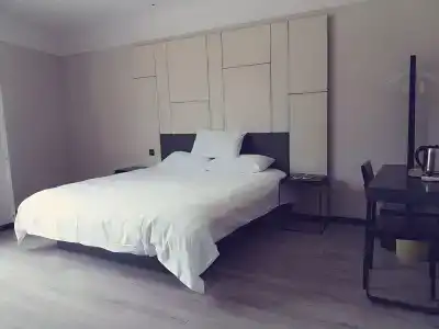 Hi Inn Shanghai Xinzhuang Gaoxing Road - 3