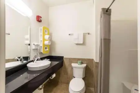 Motel 6 Laredo, TX - Airport - 54