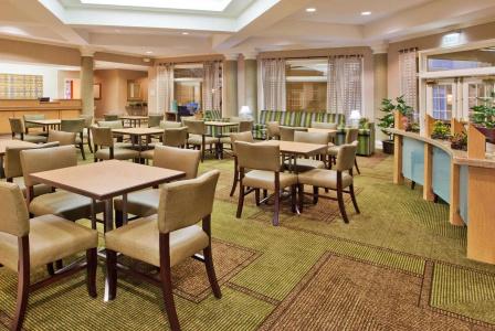 La Quinta by Wyndham Haywood Mall-Near Greenville Downtown - 26