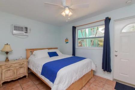 Sunset Cove Beach Resort - 33