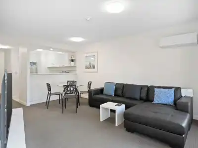Burleigh Mediterranean Resort Enquiries - 64
