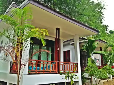 Benjamin Hut - 81