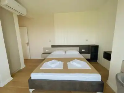 Belvedere Apartments - 68