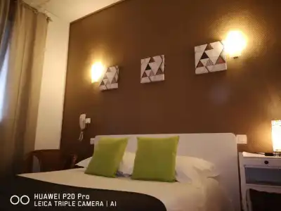 Hôtel Trianon - 39