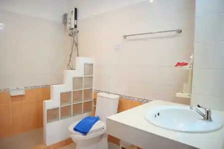 Sunshine Guest House - 112