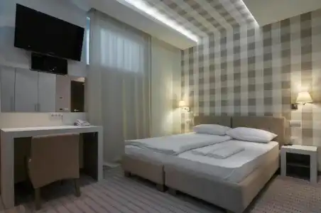 Ženeva Lux - 50