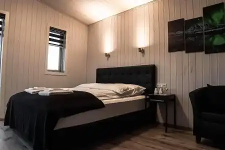 Afternoon Cottages - 3