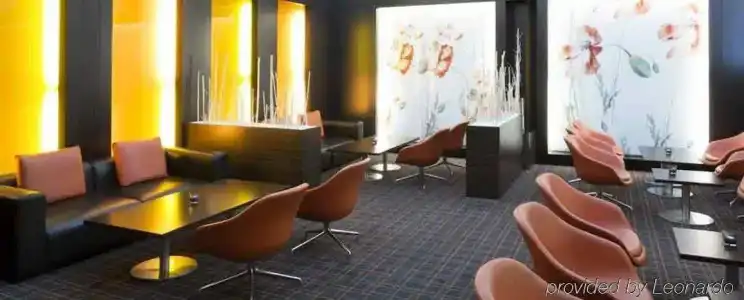 Novotel Berlin Am Tiergarten - 16