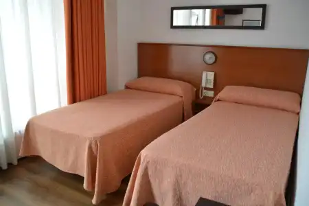 Loop INN Hostel Santiago de Compostela - 17