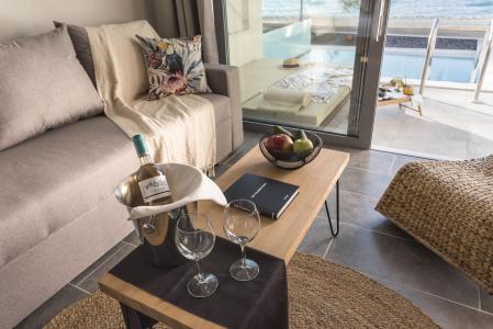 Villa Di Mare Seaside Suites - 21