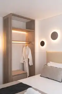 Mirablue Luxury Residences - 397