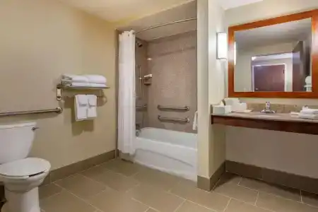 Comfort Suites Orlando Airport - 55