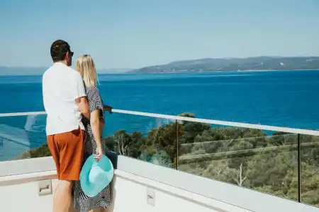Romana Beach Apartments - 24