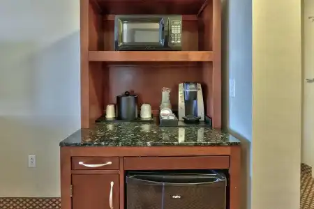 Hilton Garden Inn Las Cruces - 39