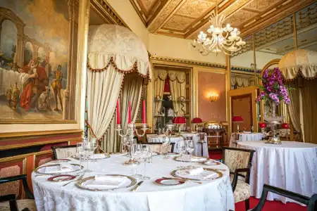 Regina Palace - 32