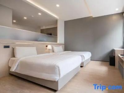 Samyan Serene - 74