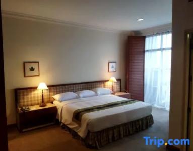 The Maple Suite - 54