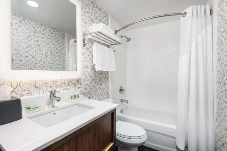 Holiday Inn Toronto Airport East by IHG - 63