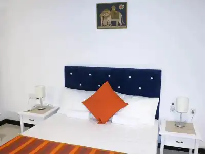 VILLA 92 - City - Hostel - 5