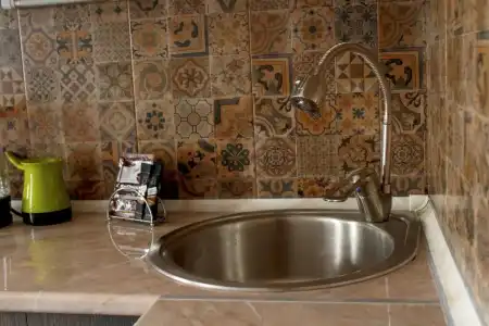 Guest House on Gia Abesadze Street - 6