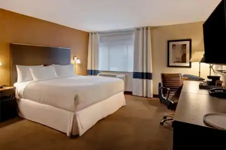 Four Points By Sheraton Peoria - 59