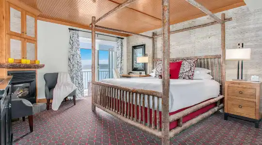 The Edgewater - 214
