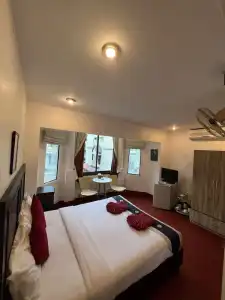 Aquarius Guesthouse & Sauna Adults Only - 8