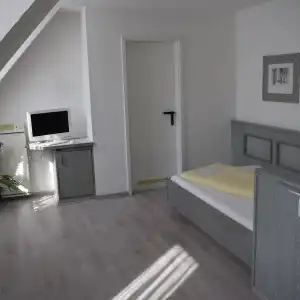 Avenue - 32