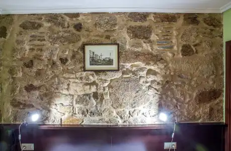 Hostal Hotil - 12