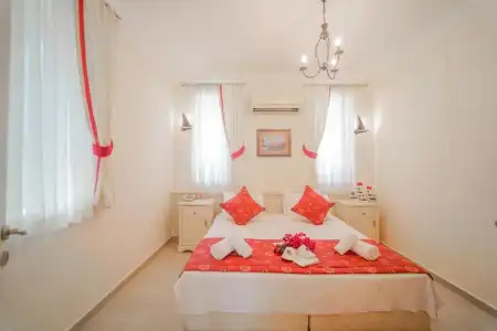Alacati Marina Palace - 15