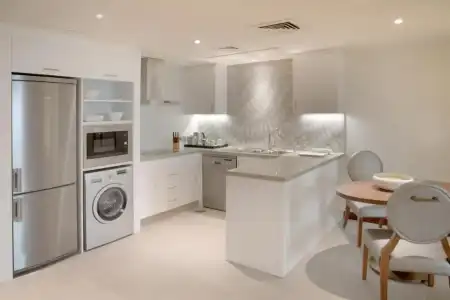 Pullman Dubai Creek City Centre Residences - 4