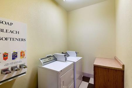 Motel 6 Fort Worth, TX - 15