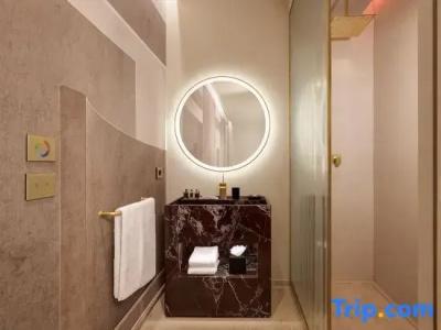Borghese Contemporary - 51