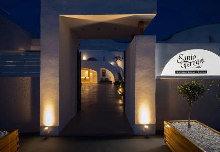 Santoterra Antigua Suites - 0
