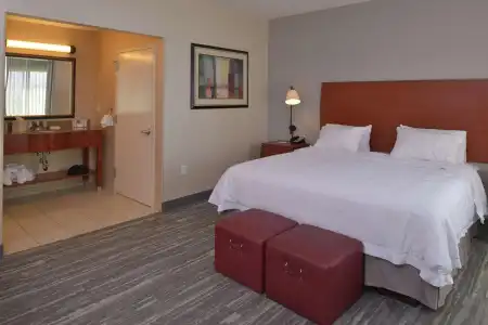 Woodspring Suites Bakersfield Airport - 1