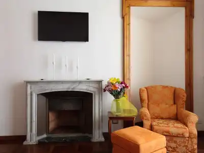Lh Royal Suites - 1
